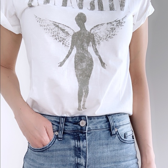 1 DAY SALE ! VINTAGE WHITE NIRVANA Tee - Picture 9 of 9